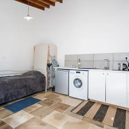 To Hani - Small Apartment Nicosia